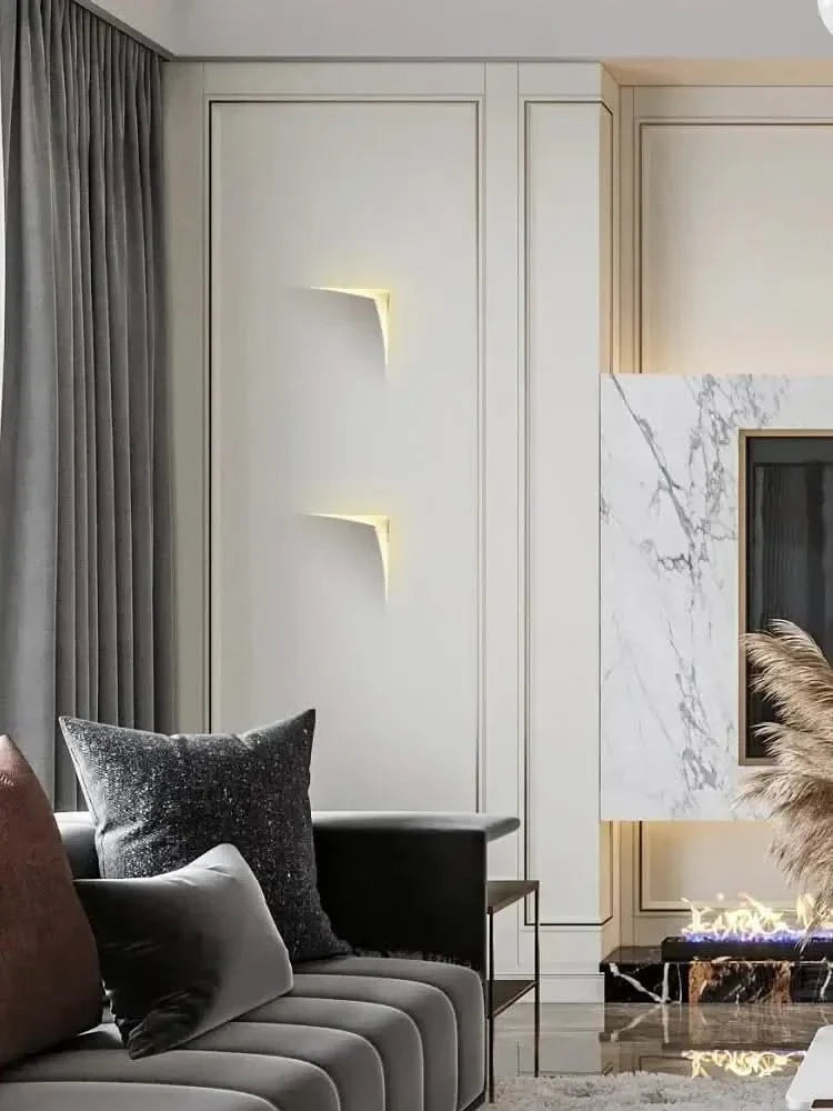 Creative Minimalistic Edge Wall Light - Pack of 2