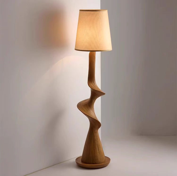 Curve Wood Floor Lamp – Sculptural Natural Wood Lighting